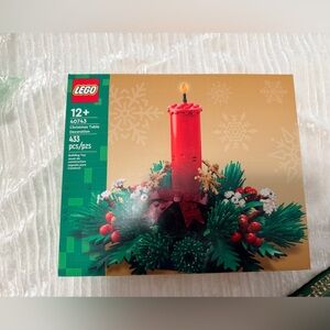 LEGO Festive Candle Display - Red and Green